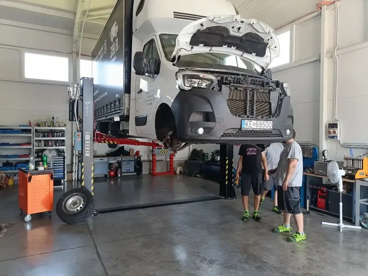 Servisná hala 3H Slovakia